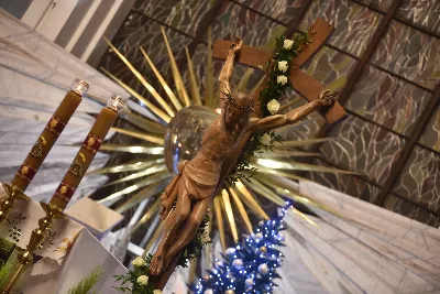 W liturgiczne wspomnienie św. Jana Apostoła (27 grudnia) w katedrze rzeszowskiej celebrowano Eucharystię, której przewodniczył bp Jan Wątroba. Mszę św. koncelebrował abp Edward Nowak, bp Edward Białogłowski, a także ok. 60 kapłanów, którzy wraz z przedstawicielami wspólnot, stowarzyszeń i instytucji modlili się w intencji Biskupa Rzeszowskiego z okazji jego imienin.
Homilię wygłosił ks. Janusz Kosior, proboszcz parafii pw. św. Jadwigi Królowej w Rzeszowie.
Na zakończenie Mszy św. bp Jan Wątroba podziękował za modlitwę i życzenia. 
fot. ks. Jakub Oczkowicz
