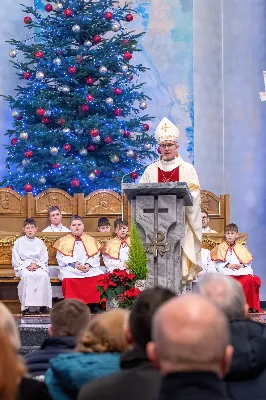 31 grudnia 2024 r. w katedrze rzeszowskiej bp Jan Wątroba przewodniczył Mszy św. oraz nabożeństwu dziękczynno-przebłagalnemu na zakończenie roku 2024.
fot. Joanna Prasoł