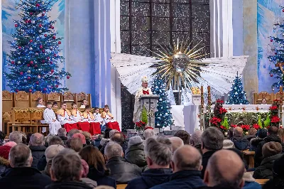 31 grudnia 2024 r. w katedrze rzeszowskiej bp Jan Wątroba przewodniczył Mszy św. oraz nabożeństwu dziękczynno-przebłagalnemu na zakończenie roku 2024.
fot. Joanna Prasoł