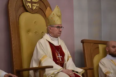7 czerwca 2025 r. w katedrze rzeszowskiej czterej diakoni przyjęli święcenia kapłańskie z rąk bp. Jana Wątroby. Nowymi kapłanami zostali: ks. Andrzej Feret, ks. Adam Guzik, ks. Wojciech Ożóg i ks. Dominik Sobczyk. Uroczystość zgromadziła blisko 50 kapłanów oraz licznych wiernych. fot. ks. Jakub Oczkowicz